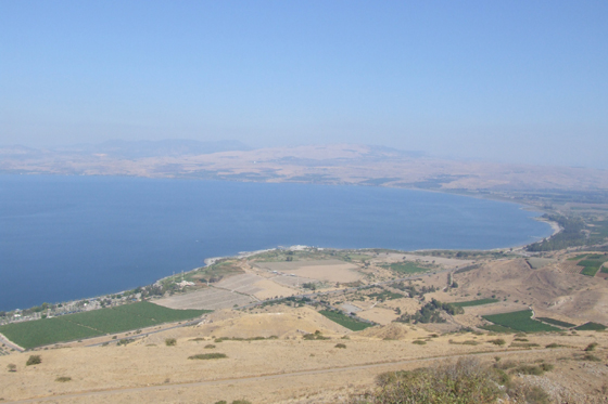 בריכות נסתרות ותצפיות על הכנרת בדרום רמת הגולן