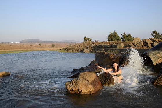 הגייזר החם במאגר עורבים