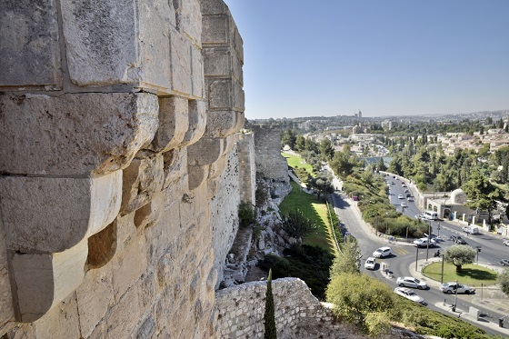טיילת החומות בירושלים