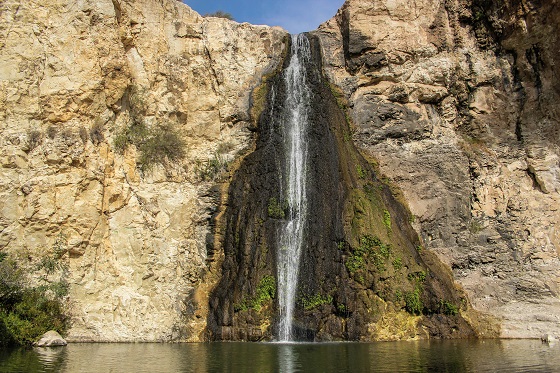 אלופי הקיץ: מסלולי מים מושלמים לקיץ בצפון הארץ - המפל הלבן בנחל אל על
