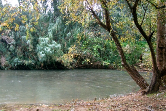 נחל שניר - מסלול מים בשבילים מונגשים באצבע הגליל