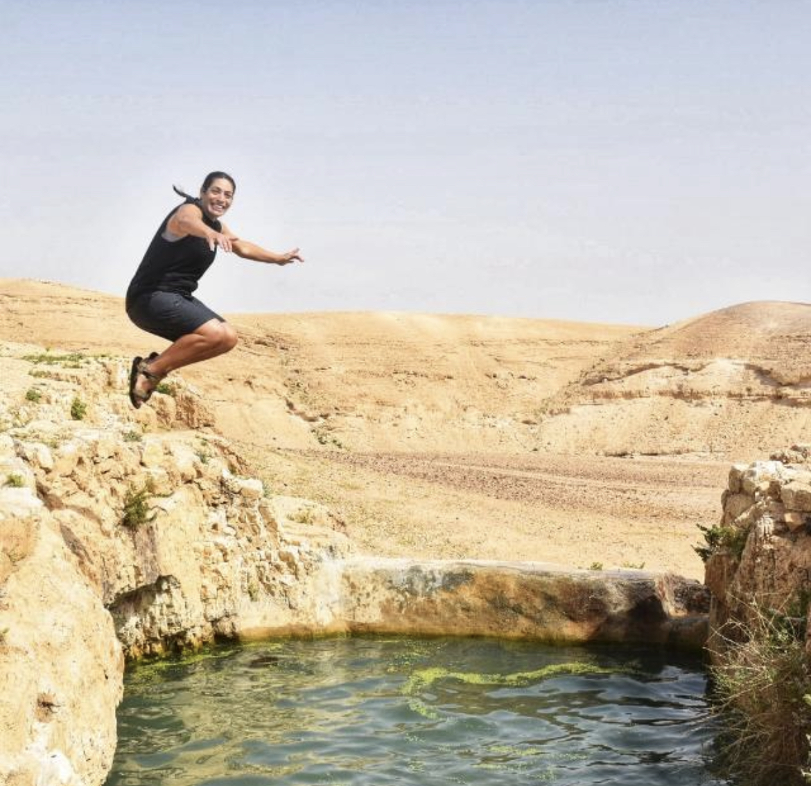 מאיה שגב מודה על המנוי במסלולים